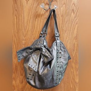 Silver metallic bag 🎀